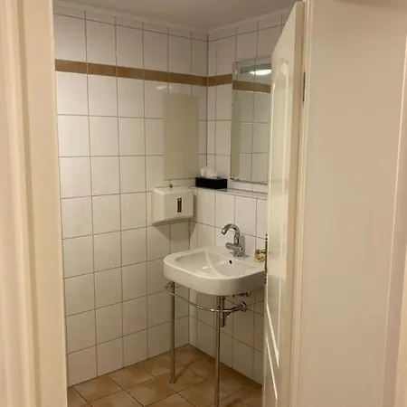 Koenigsberg Weingut C A Haussmann * Verbandsgemeinde Traben-Trarbach